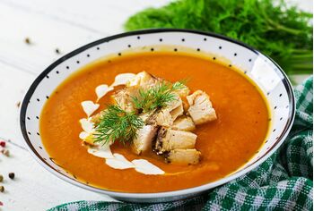 شوربة الدجاج بالأرز